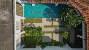 Hibiscus Beach Hotel & Villas
