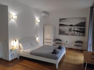 Holidays Rooms Via Colombo 32