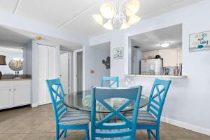 Spacious 2BR Resort Condo | Beach, Hot Tubs & Family-Friendly Fun