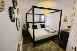 Bournemouth Beach Boutique with Hot Tub - Close to Beach and Town Centre