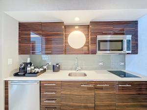 Luxury Ocean View Condo in Fort Lauderdale Beach