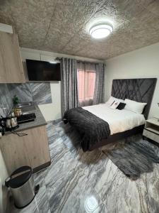 Inkinibe Self Catering