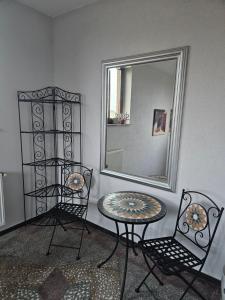 Jois Apartments Periam