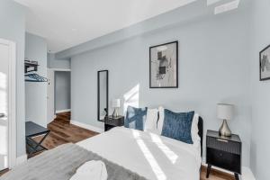 Guestic Hotel at Queen West