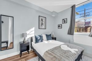 Guestic Hotel at Queen West