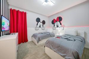 Amazing Villa 9BdrmGames Room at Solara Resort