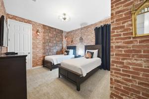 Amazing Villa 9BdrmGames Room at Solara Resort