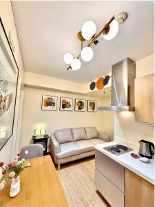 Azure Urban Resort 1BR-2BR St Tropez