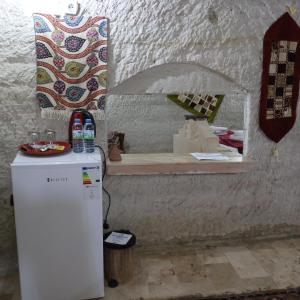 Seven Rock Cave Hotel