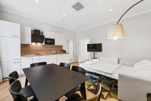 Kaiser Suites by FLEXIFLATS