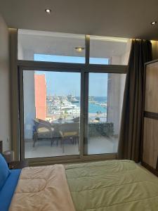 Sea view Marina stays