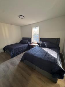 8 Minutes to UNC - Outdoor Deck - Washer and Dryer