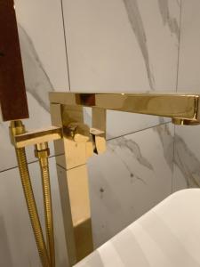 Casa comandada por voz - Condomínio