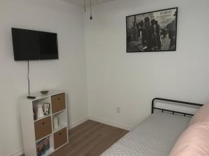 Secluded, Quiet, Cozy, & Modern