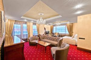 Aqua Center Apartments