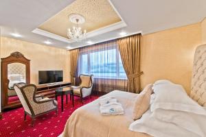 Aqua Center Apartments