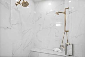 Luxury 4BR with Hot Tub & Deer Valley Access home