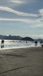 APARTAMENTO PE NA AREIA - Gonzaga