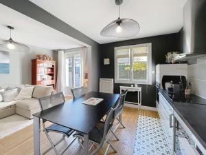 Appartement Plain-Pied avec Jardin - Proche Mer - FR-1-361-572