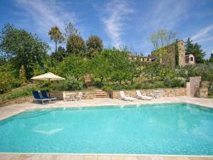 Elegant Tuscany Holiday Home for 4