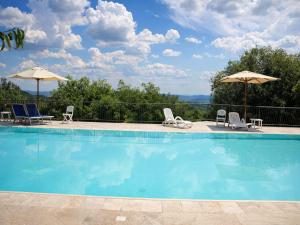 Elegant Tuscany Holiday Home for 4