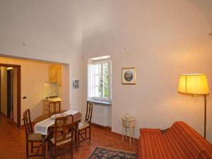 Cozy Holiday Home in Sensano