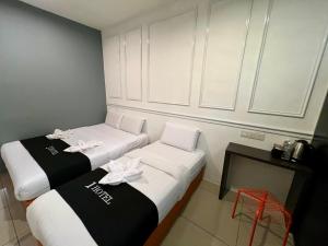 1 Hotel Taman Connaught