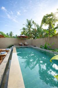 Grand Kuta Hotel Lombok - Pool - 43 inch Google TV - Strong 60Mbps WiFi - New Enhanced Management
