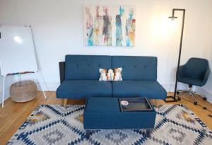 Renovated Two Bed One Bath Unit with Many Amenities