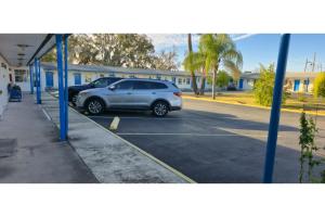 Holiday Motel Ocala Downtown I-75