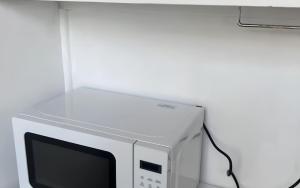 4 beds and 1 sofa bed in 1 bedroorm and 1 lounge