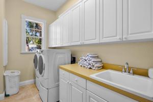 Treasure on the Canal