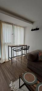 La Marea-Moderno Departamento Estudio