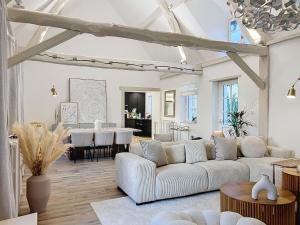 Beautiful longere with pool