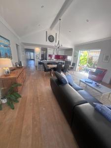 Mandurah Lily Pad canal private Jetty