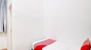 OYO 92946 Dekna Homestay Syariah