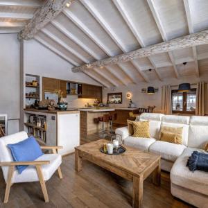 Apartment - fireplace & terrace - 2 min to slopes