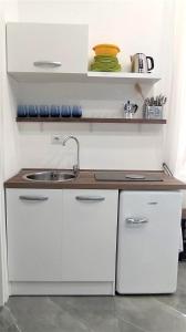 TRACK 60 - PRIVATE ROOMS GARIBALDI