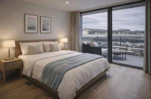 Expérience unique à Lausanne, Top floor Apartment on Lausanne Train Station