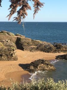 Pornic1 flat near beach garden golf Pool 1 bedroom