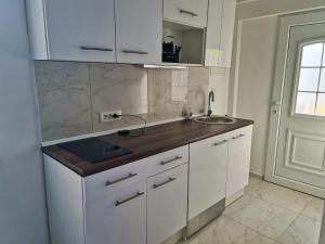 AURA Apartments Novalja