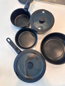 Dreamy Designer Apt Wintergarden Dining 1min to Stadium & Parking