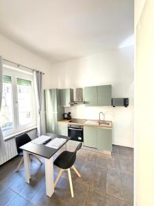 Cavour 16 Biella Studio Centro