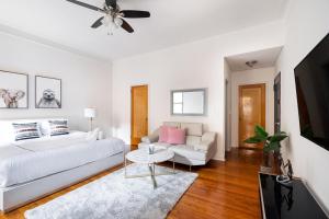 Bright and Comfy Studio in NYC