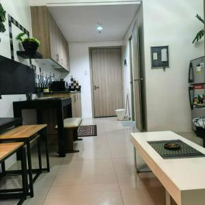 Shore Recidences Mall Of Asia Cullen