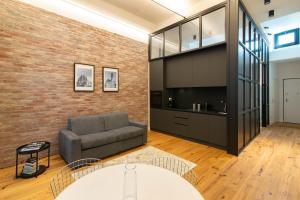 Alinari Urban Adapartment Collection