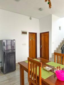 Dew Ceylon Villa Negombo