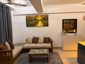 Oval View Residencies By C