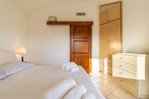EcoLux Pool Villa, Easy Access SouthSardiniaHolidays img42