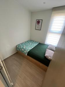 Tokei Apartment - The Sóng Building, walking to beach